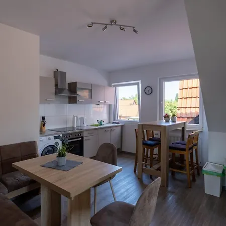 Gaestehaus Olympia Wilhelmshaven - Moderne Einzelzimmer Mit Eigenem Bad Fuer Monteure Lägenhet *